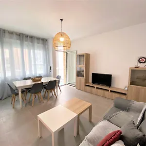 bonito-apartamento-en-el-centro-de-roses.catalonia-hotels.com/